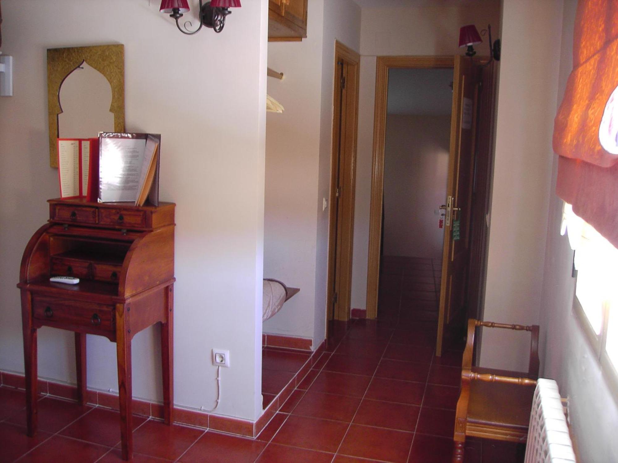 Hotel Rural El Yantar De Gredos Сан-Мартин-дель-Пимпольяр Экстерьер фото