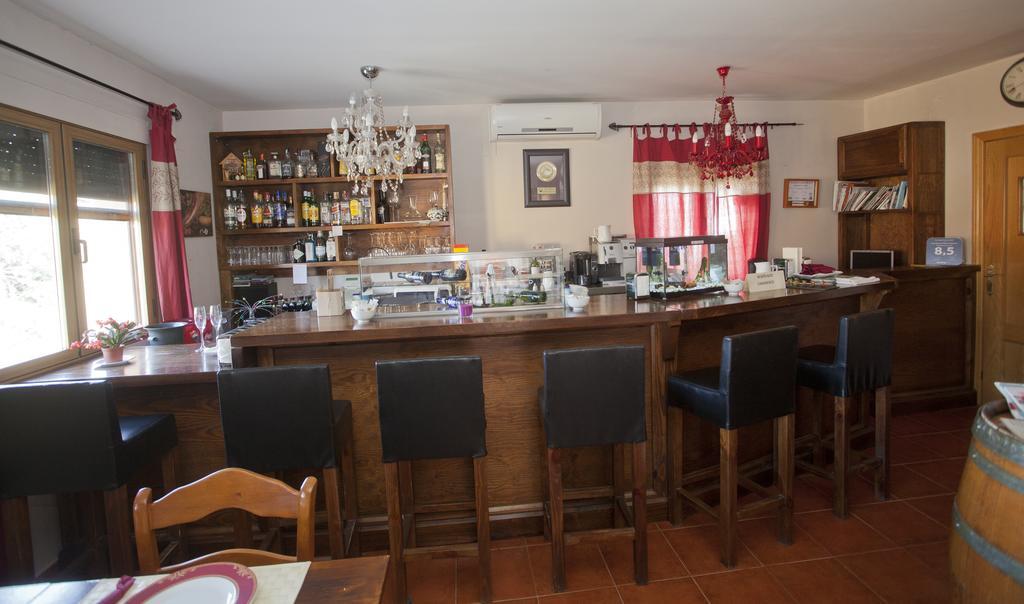 Hotel Rural El Yantar De Gredos Сан-Мартин-дель-Пимпольяр Экстерьер фото