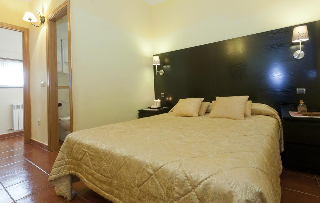Hotel Rural El Yantar De Gredos Сан-Мартин-дель-Пимпольяр Экстерьер фото